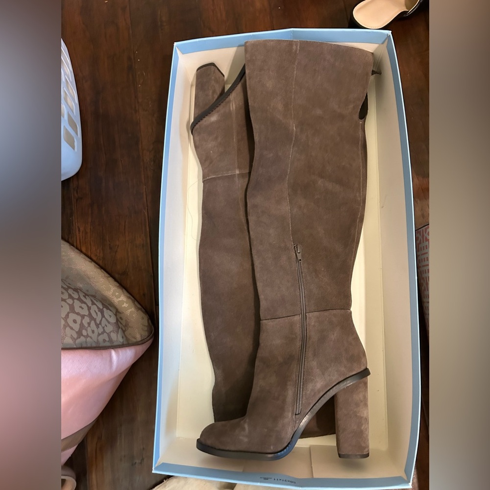 Antonio Melani over knee boots never worn.  Grey size 8.5